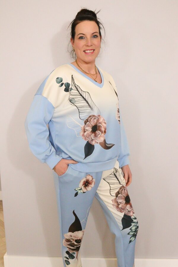 Comfypak satin flower blauw