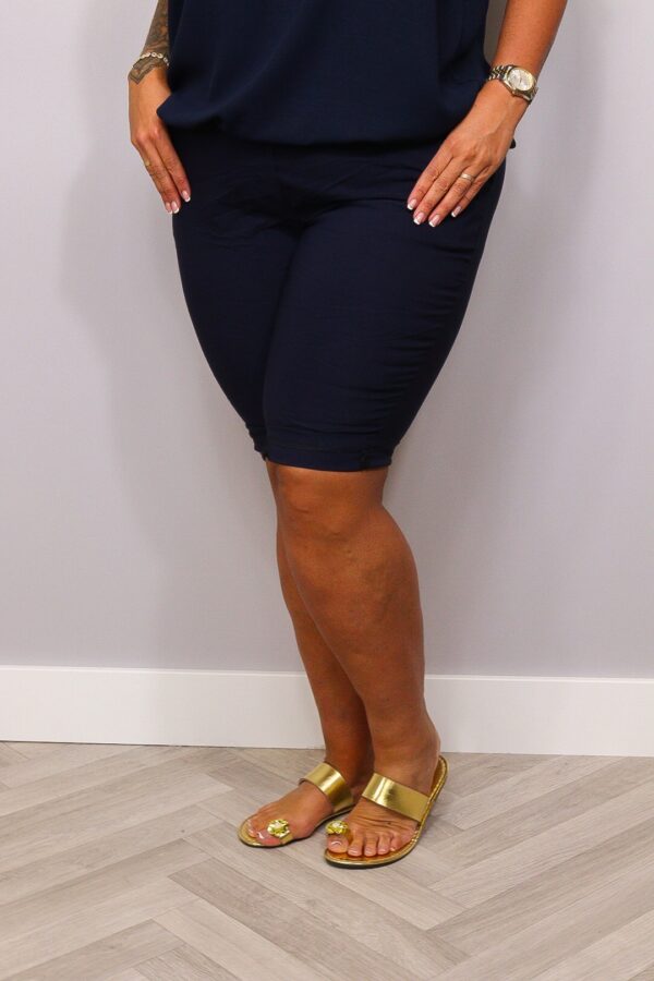 Short Comfy Navy